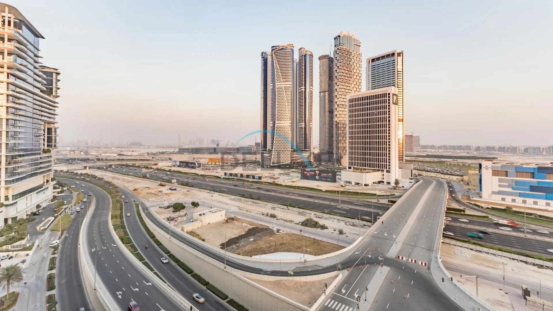 Sophisticated 2Br In Binghatti Canal, Business Bay By Deluxe Holiday Homes Dubai 0*,